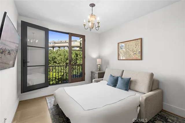 $5,495,000 | 2100 Crestview Drive, Laguna Beach, CA 92651