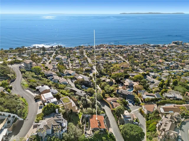$5,495,000 | 2100 Crestview Drive, Laguna Beach, CA 92651