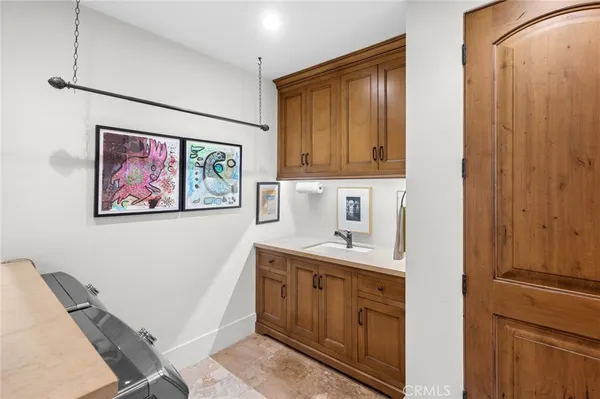 $4,995,000 | 2100 Crestview Drive, Laguna Beach, CA 92651