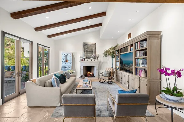 $4,995,000 | 2100 Crestview Drive, Laguna Beach, CA 92651