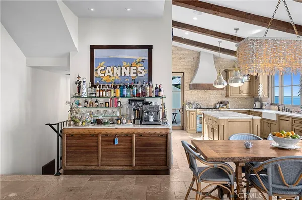 $4,995,000 | 2100 Crestview Drive, Laguna Beach, CA 92651