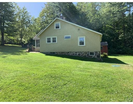 142 Leyden Road Greenfield, MA 01301 - Photo 4 of 35 Gallery Image 4