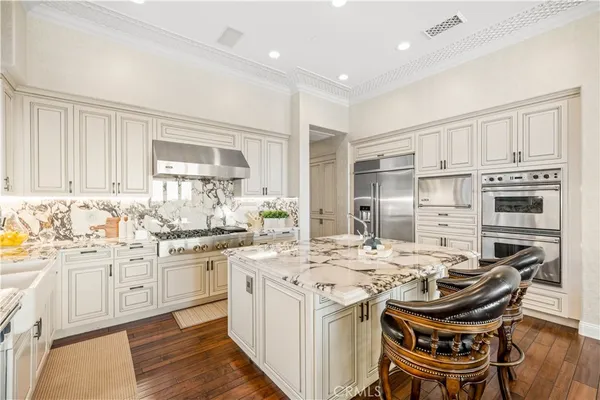 $11,950,000 | 9 Vista Alberi, Newport Coast, CA 92657