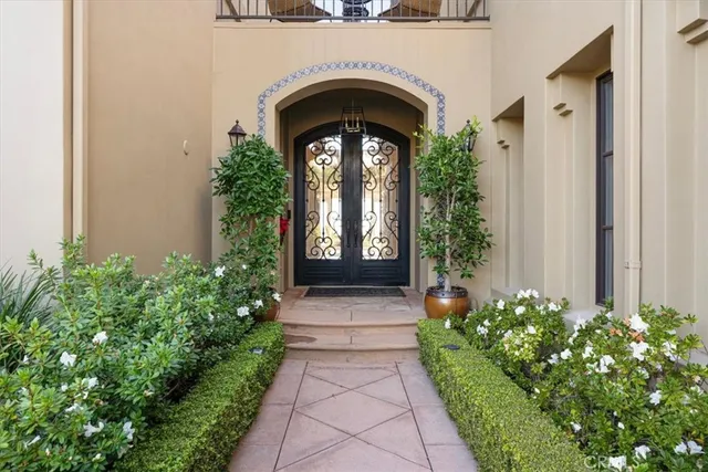 $13,950,000 | 9 Vista Alberi, Newport Coast, CA 92657