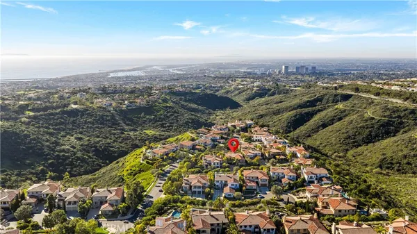 $11,950,000 | 9 Vista Alberi, Newport Coast, CA 92657