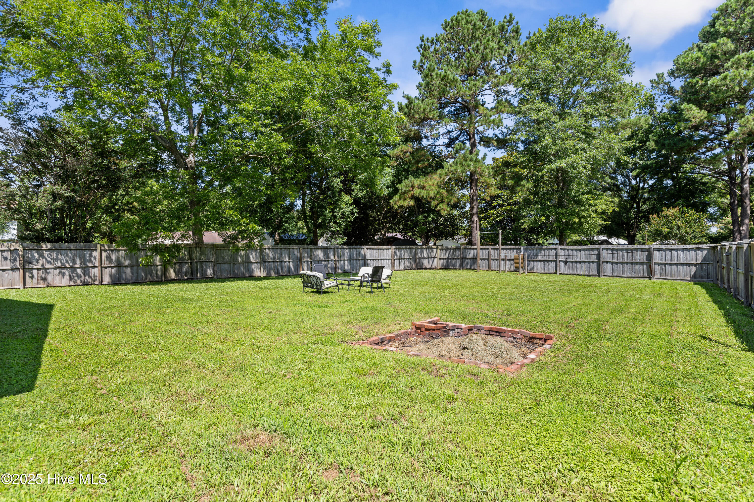 509 Fox Run Road Jacksonville, NC 28546 - Photo 27 of 33 29-15