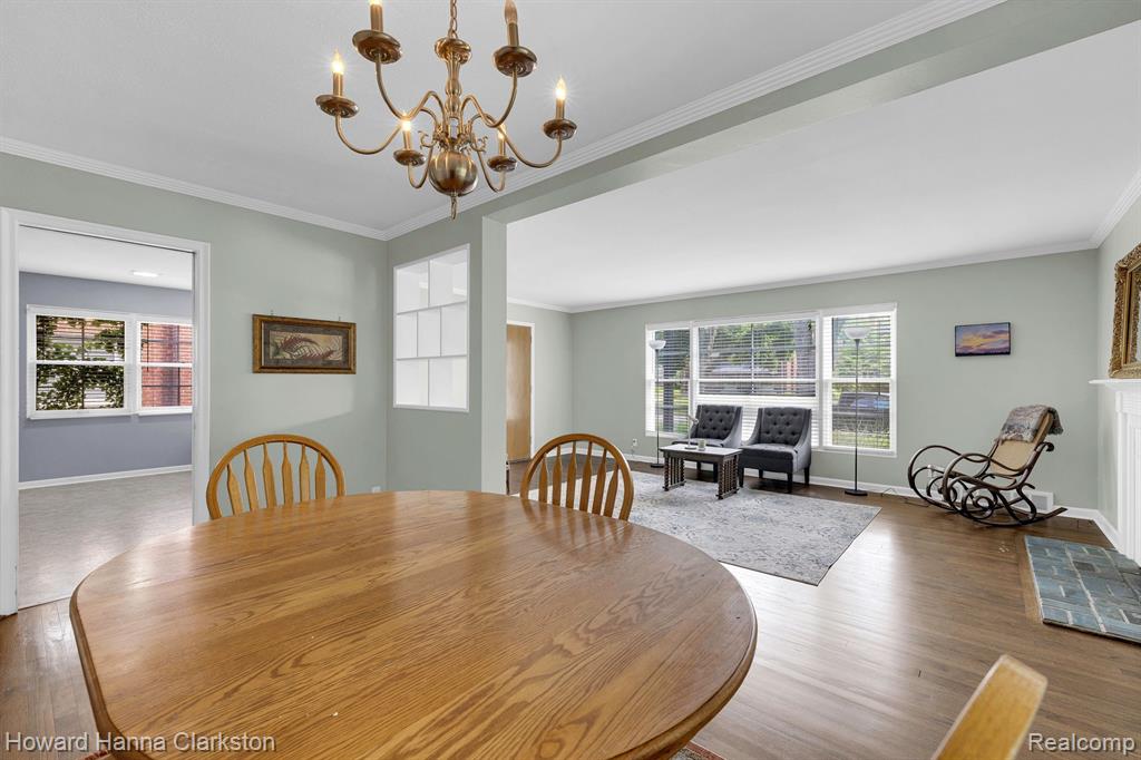 813 Harcourt Road Grosse Pointe Park, MI 48230 - Photo 11 of 40