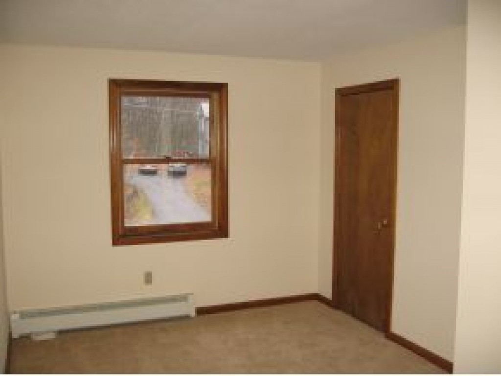 8 Al Street Derry, NH 03038 - Photo 12 of 17 Gallery Image 12