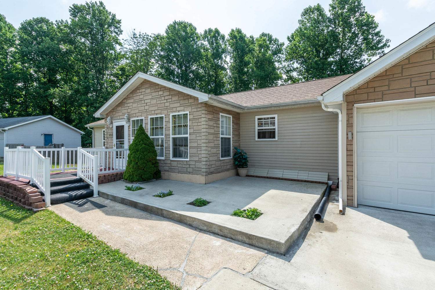 4343 Red Rock Road Bloomington, IN 47403 - Photo 2 of 29 Gallery Image 2