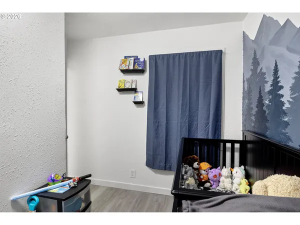 $359,000 | 380 Northwest Cary Street, Winston, OR 97496