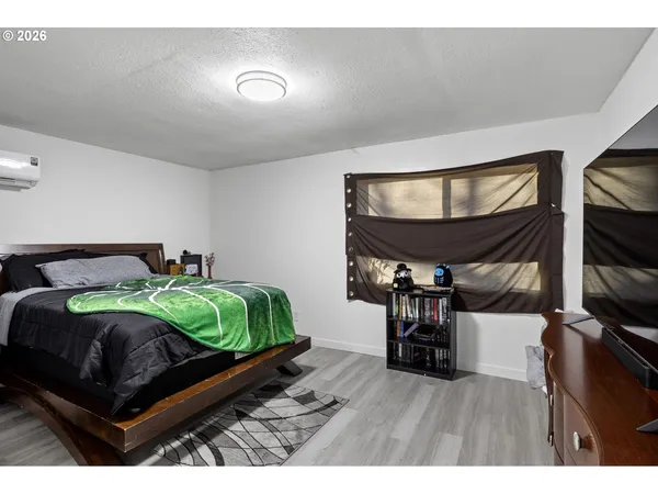 $359,000 | 380 Northwest Cary Street, Winston, OR 97496