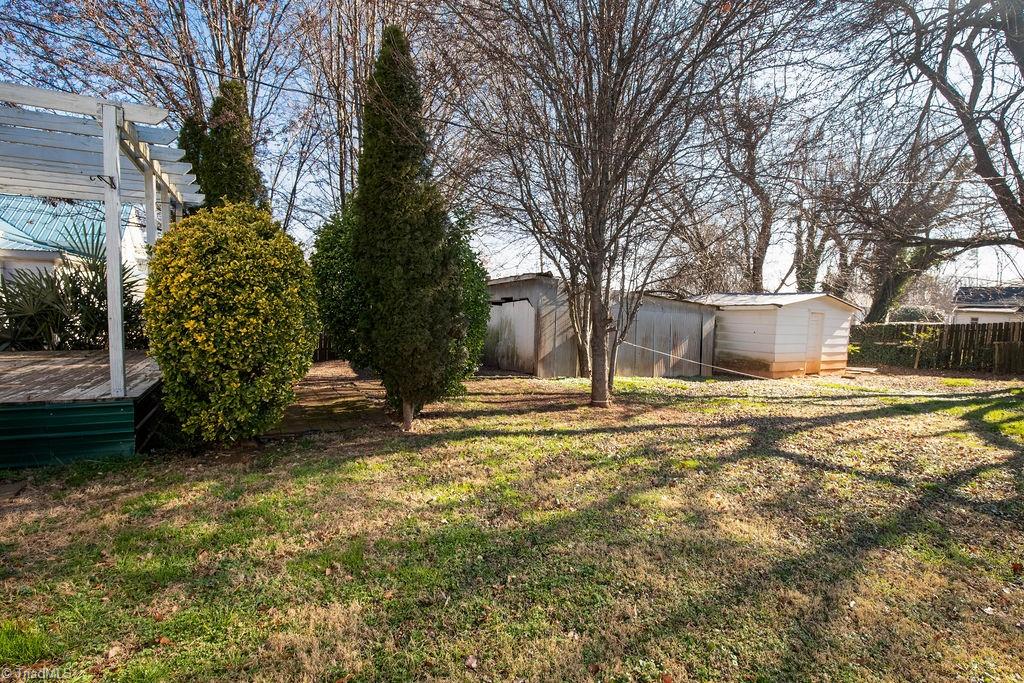 909 Mill Avenue High Point, NC 27260 - Photo 13 of 15