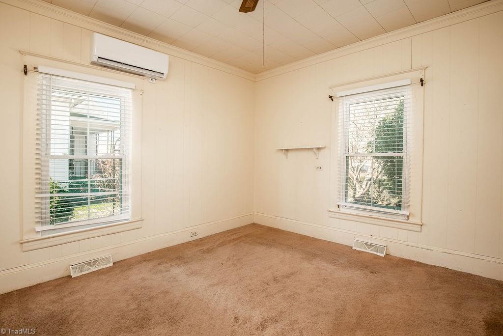 909 Mill Avenue High Point, NC 27260 - Photo 9 of 15