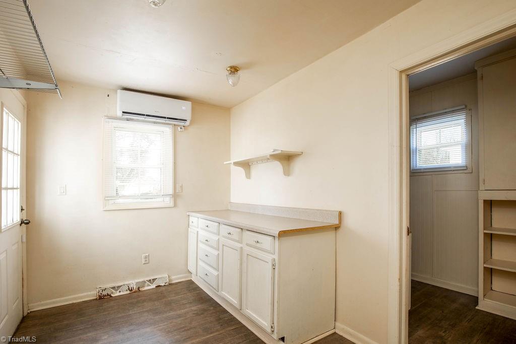 909 Mill Avenue High Point, NC 27260 - Photo 10 of 15