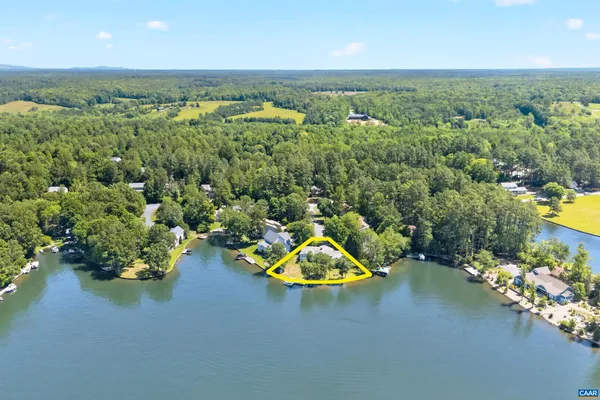 $1,099,000 | 7 Dover Court, Palmyra, VA 22963