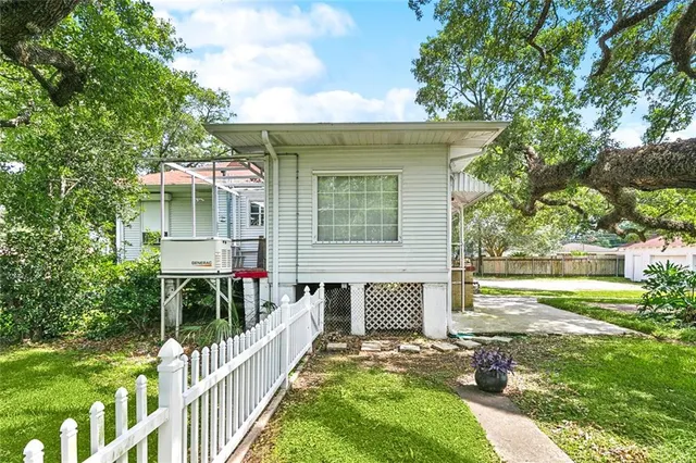 $799,000 | 1308 Barataria Boulevard, Marrero, LA 70072