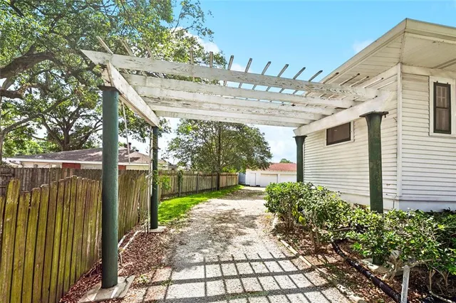 $799,000 | 1308 Barataria Boulevard, Marrero, LA 70072