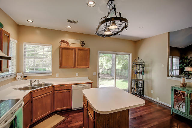545 Veranda Mount Mount Pleasant, SC 29464 - Photo 21 of 33 545 Veranda View (7)0007