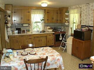 1748 Evans Road Pottstown, PA 19465 - Photo 2 of 6