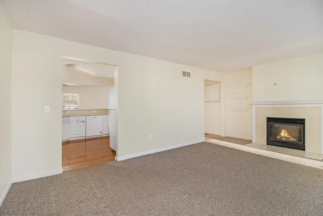 $3,000 | 1740 South Maple Road, Ann Arbor, MI 48103