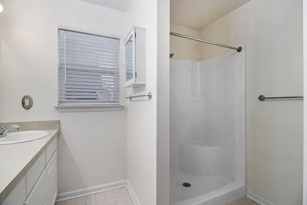 $3,000 | 1740 South Maple Road, Ann Arbor, MI 48103