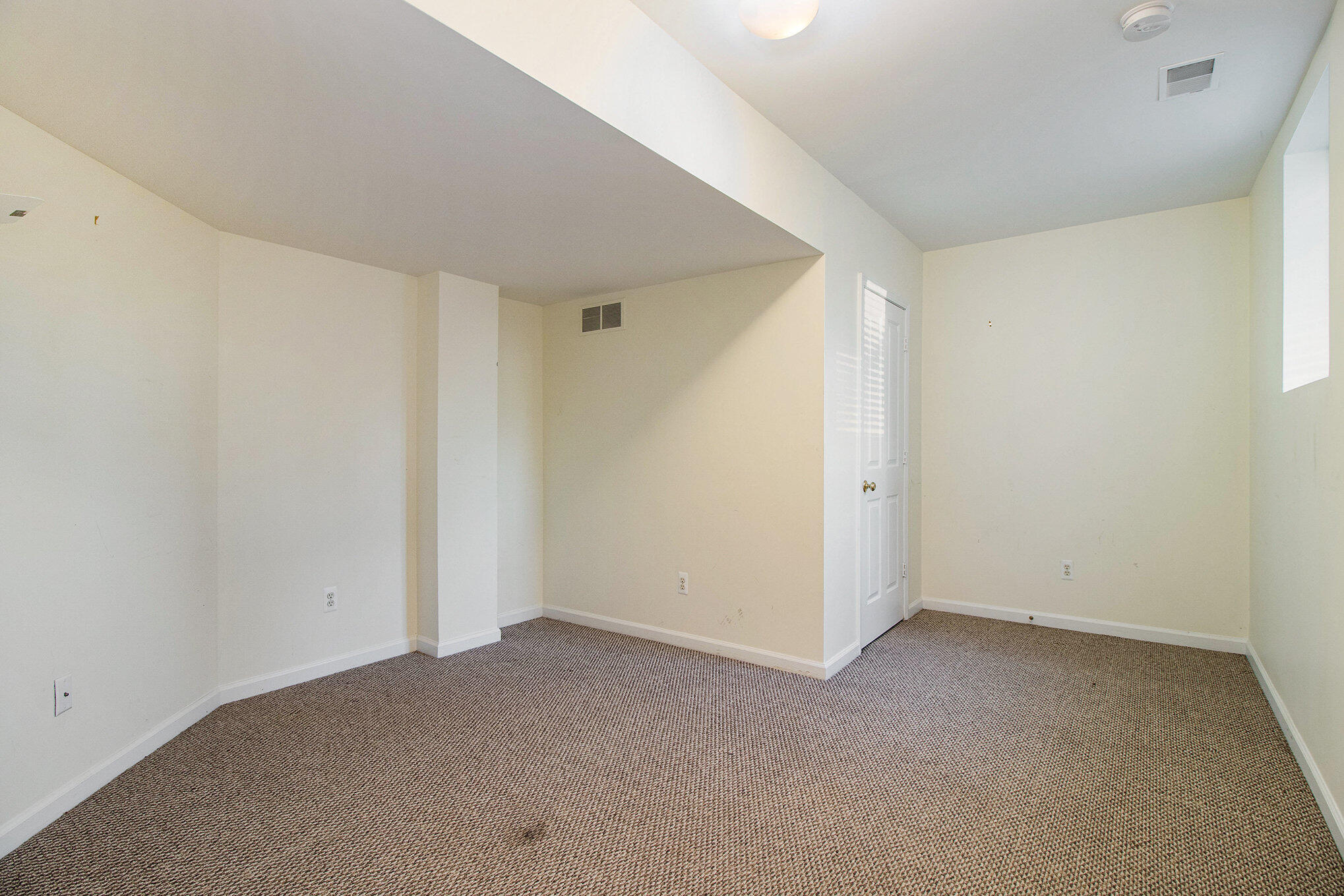 1740 South Maple Road Ann Arbor, MI 48103 - Photo 23 of 35 021_img_2215