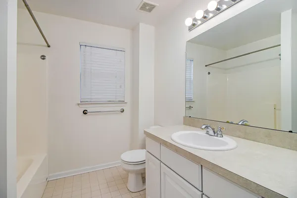 $3,000 | 1740 South Maple Road, Ann Arbor, MI 48103