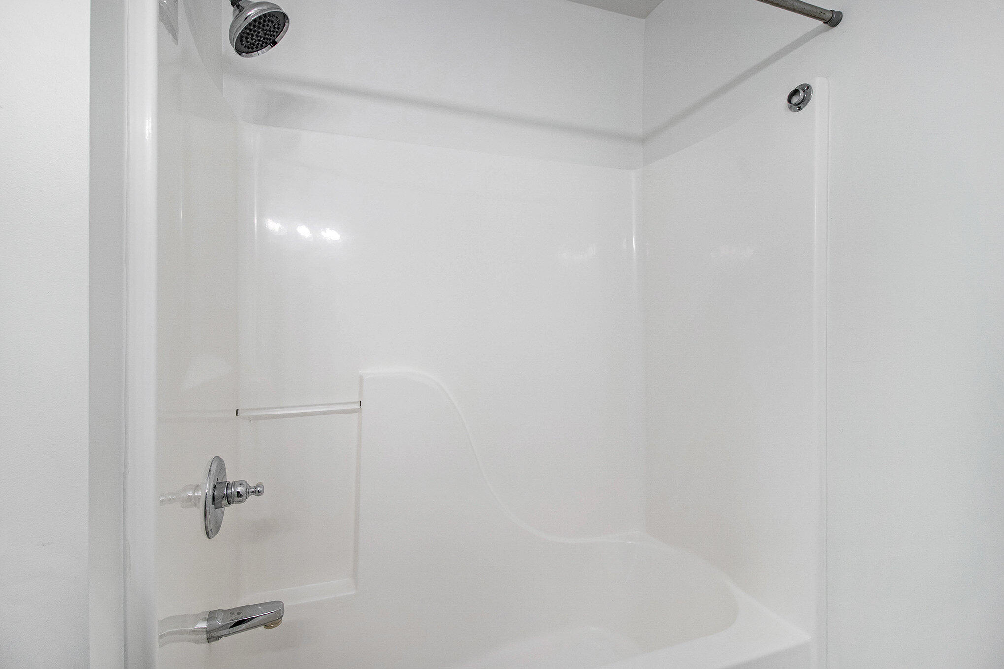 1740 South Maple Road Ann Arbor, MI 48103 - Photo 27 of 35 018_img_2201