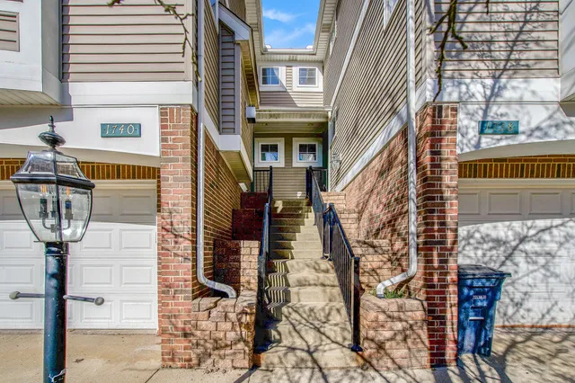 $3,000 | 1740 South Maple Road, Ann Arbor, MI 48103