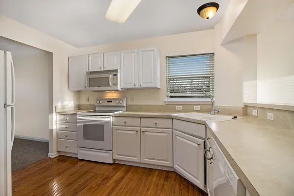 $3,000 | 1740 South Maple Road, Ann Arbor, MI 48103