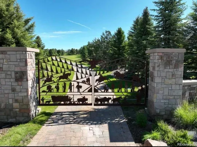 a view of a pathway with a park