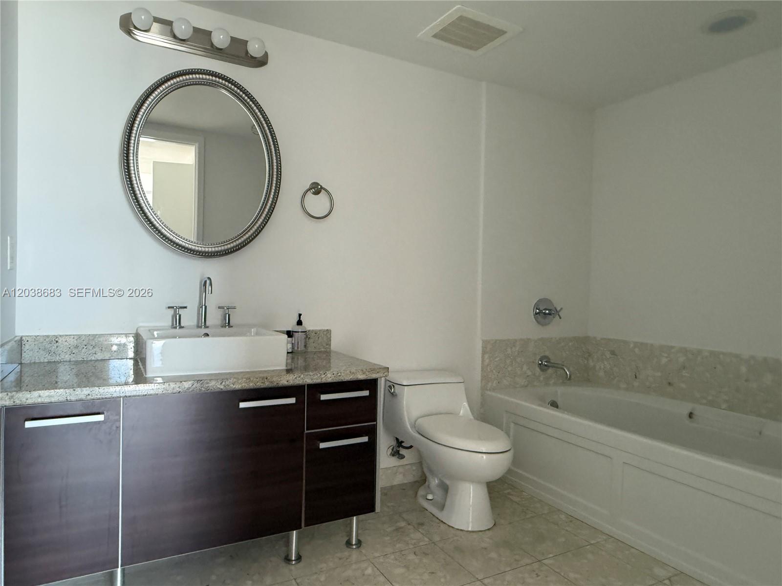 185 Southwest 7th Street, Unit 3311 Miami, FL 33130 - Photo 11 of 14