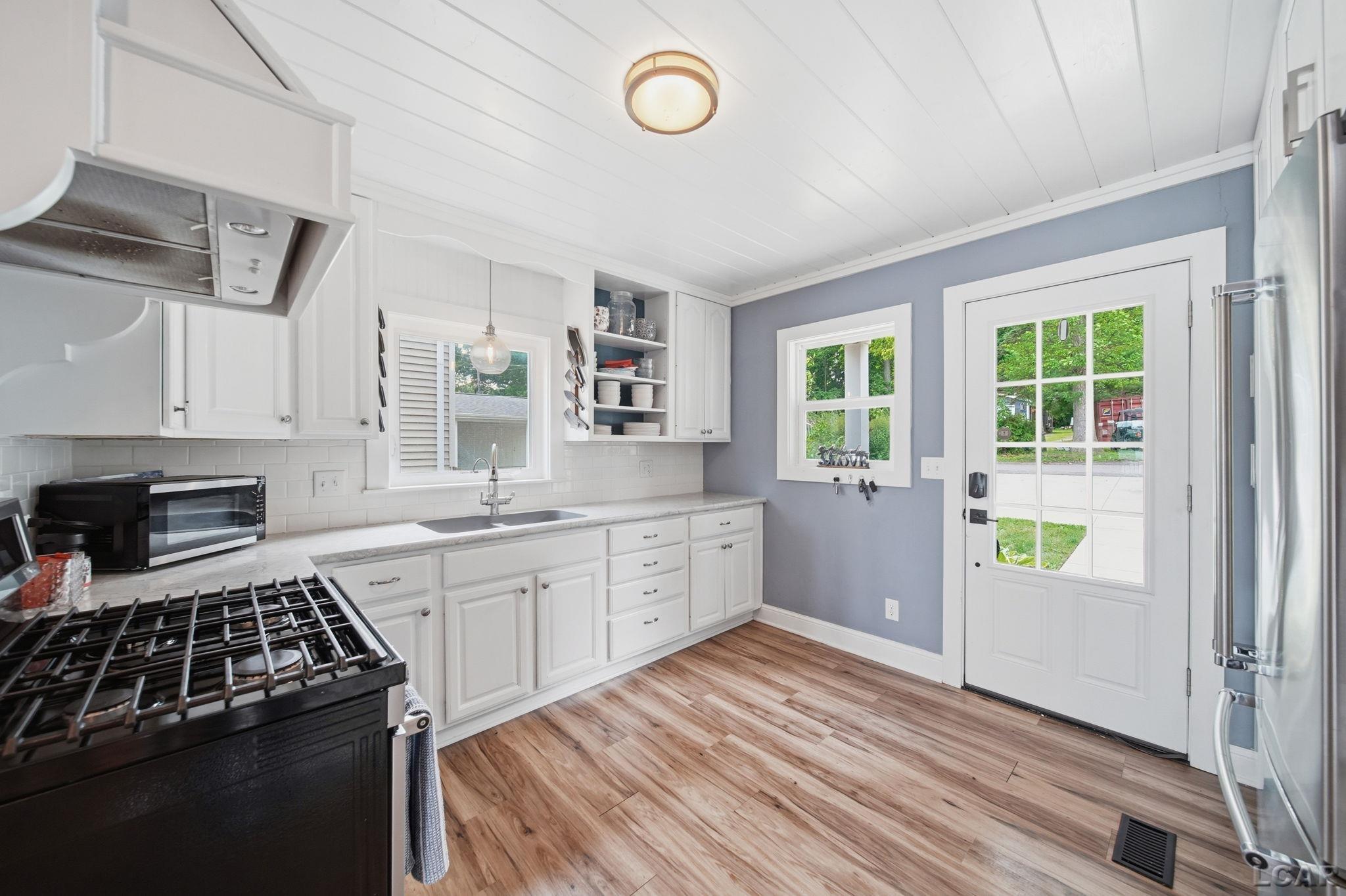 7296 Walnut Hill Road Manitou Beach, MI 49253 - Photo 5 of 69