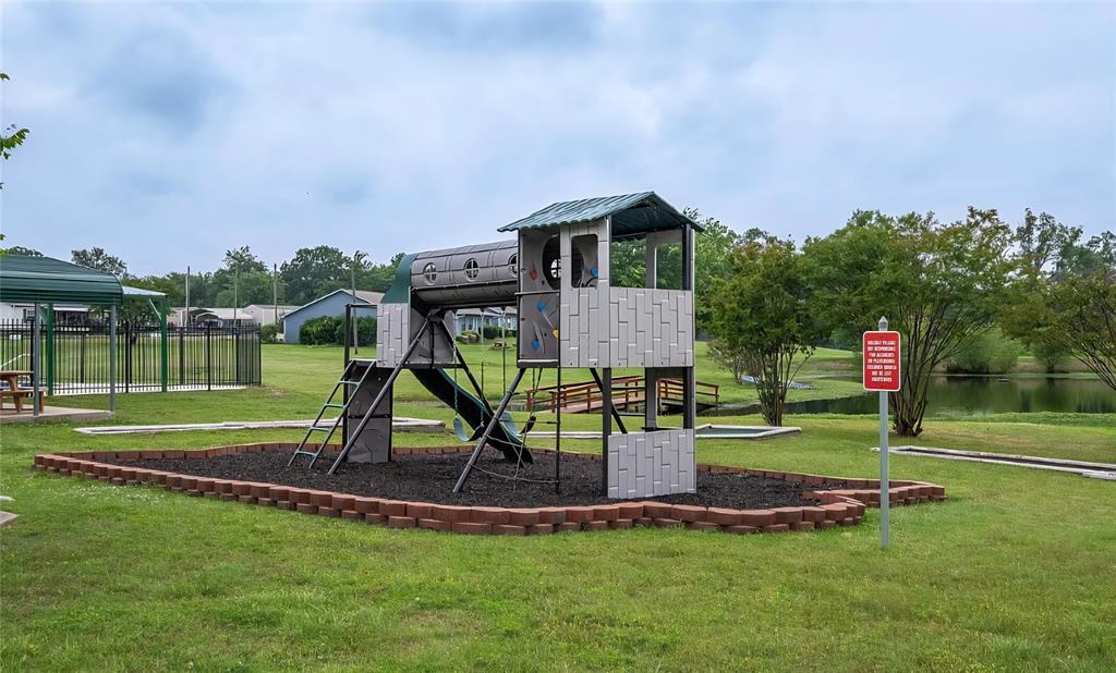 405 Broken Bow Quitman, TX 75783 - Photo 24 of 33 Community playground