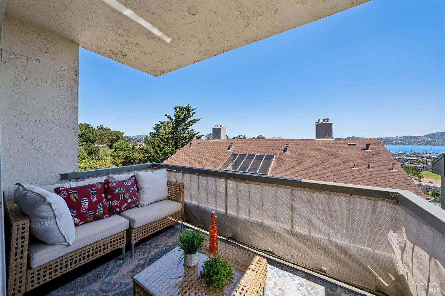 94 Anchorage Road Sausalito, CA 94965 - Photo 27 of 38