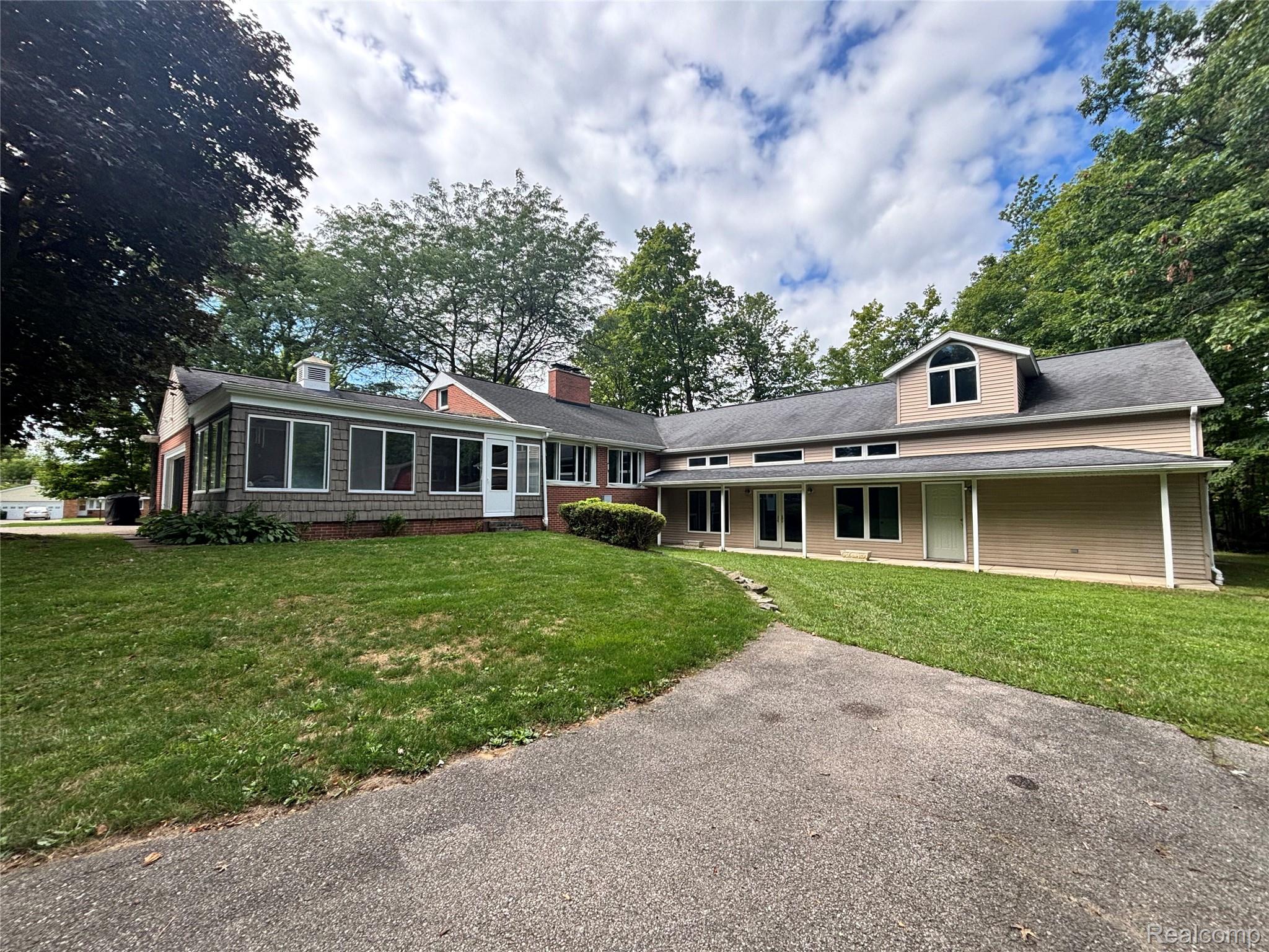 830 West Gilford Road Caro, MI 48723 - Photo 20 of 71 IMG_6193.jpeg