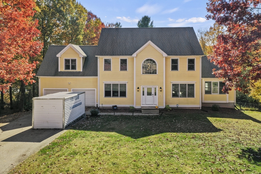 11 Quabbin Path Sutton, MA 01590 - Photo 1 of 40 Gallery Image 1