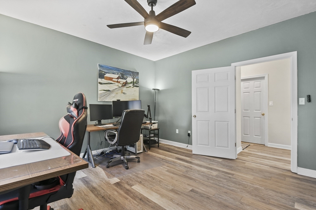 11 Quabbin Path Sutton, MA 01590 - Photo 21 of 40 Gallery Image 21