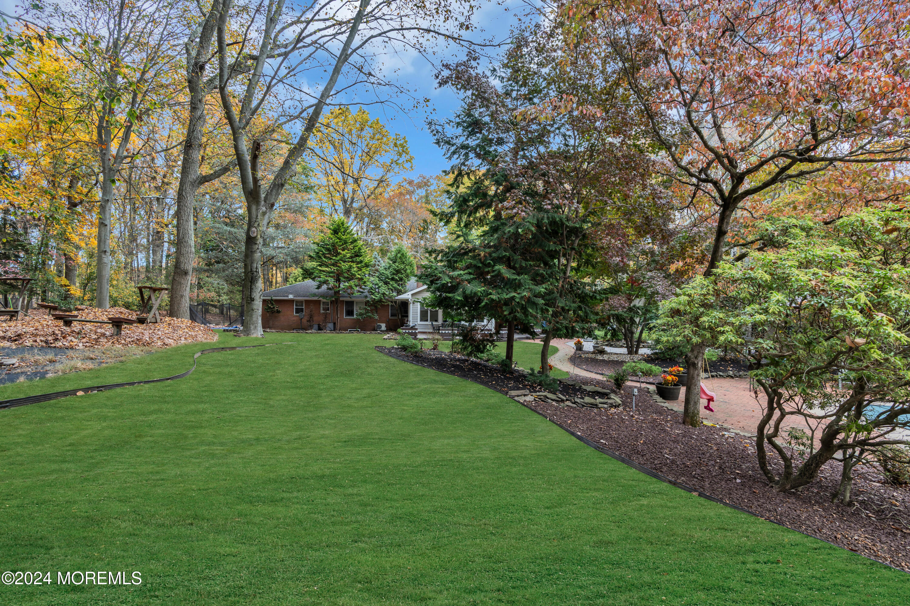 3 Glenwood Road Colts Neck, NJ 07722 - Photo 11 of 37 dsc06948-1_781