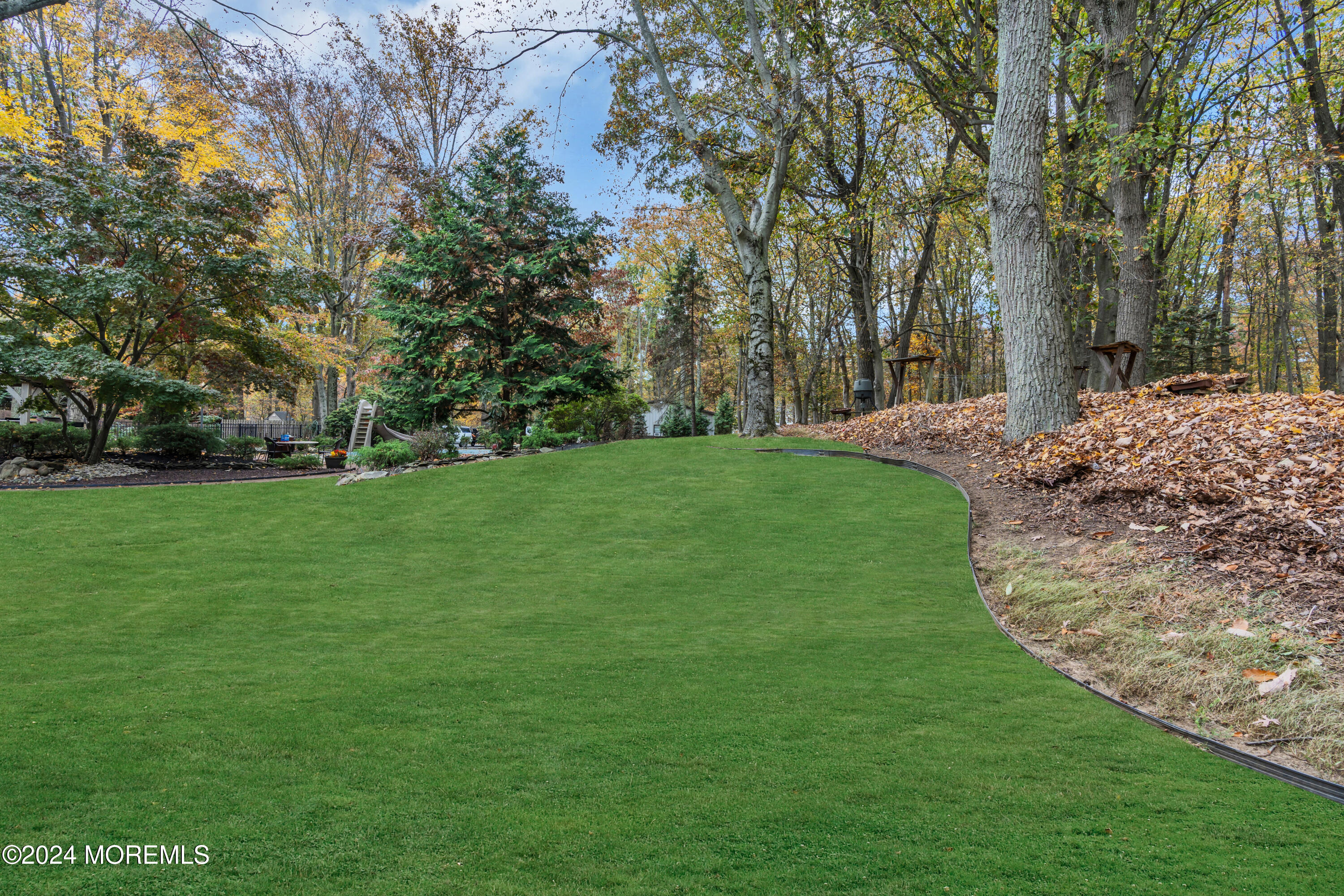 3 Glenwood Road Colts Neck, NJ 07722 - Photo 12 of 37 dsc06953-1_817