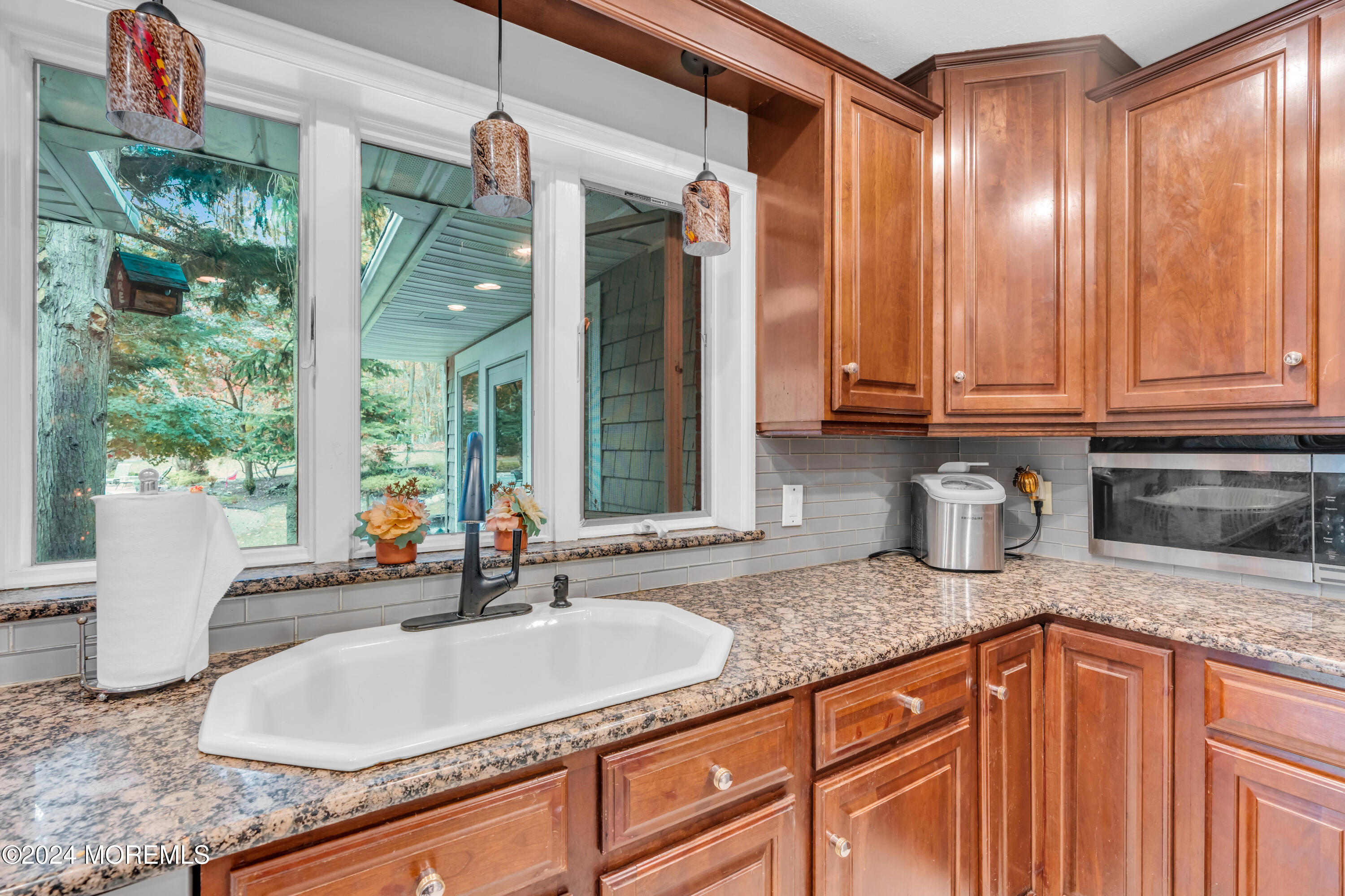 3 Glenwood Road Colts Neck, NJ 07722 - Photo 28 of 37 dsc07068_75