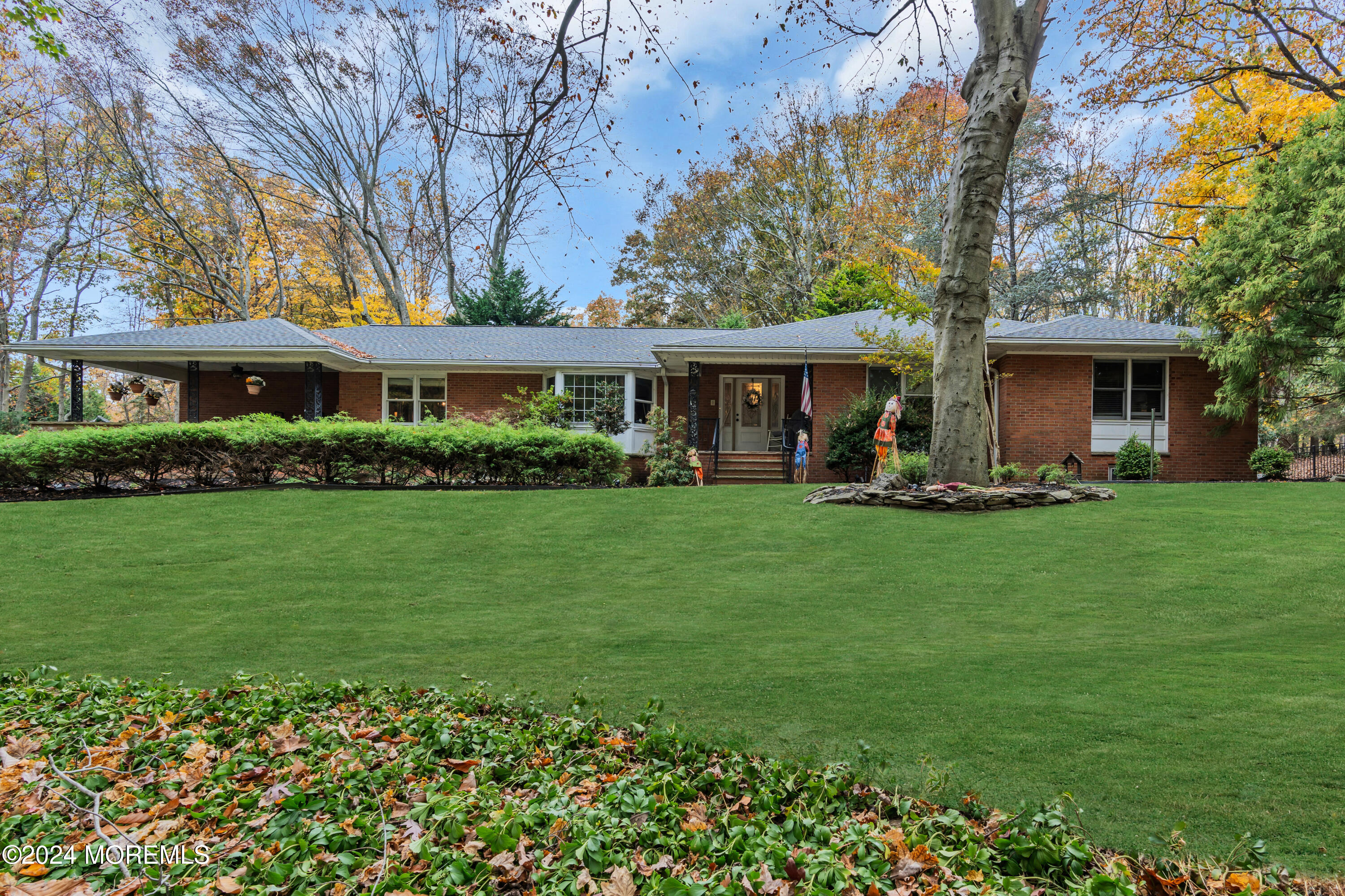 3 Glenwood Road Colts Neck, NJ 07722 - Photo 3 of 37 dsc06868-1b_577