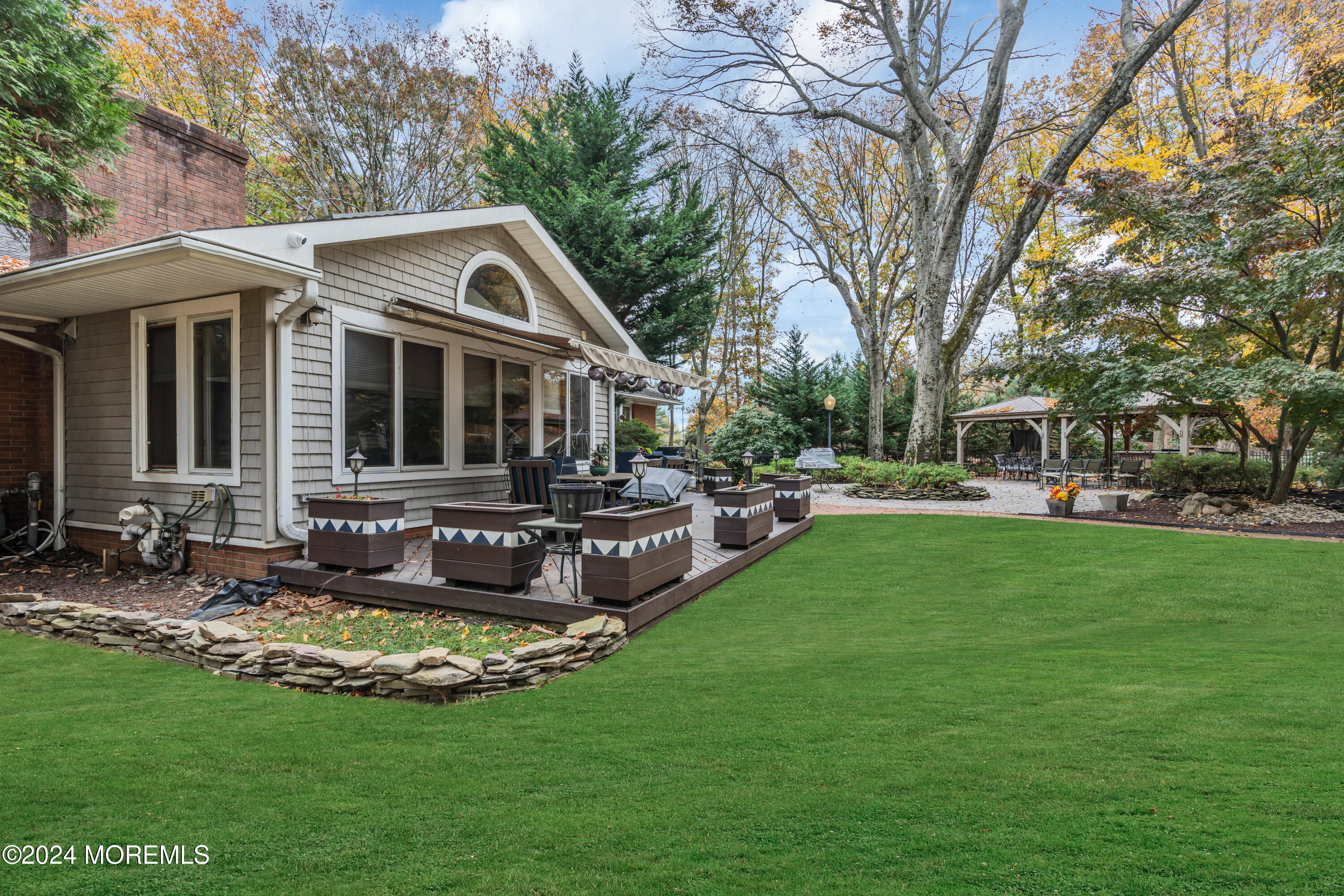 3 Glenwood Road Colts Neck, NJ 07722 - Photo 4 of 37 dsc06958-1_737