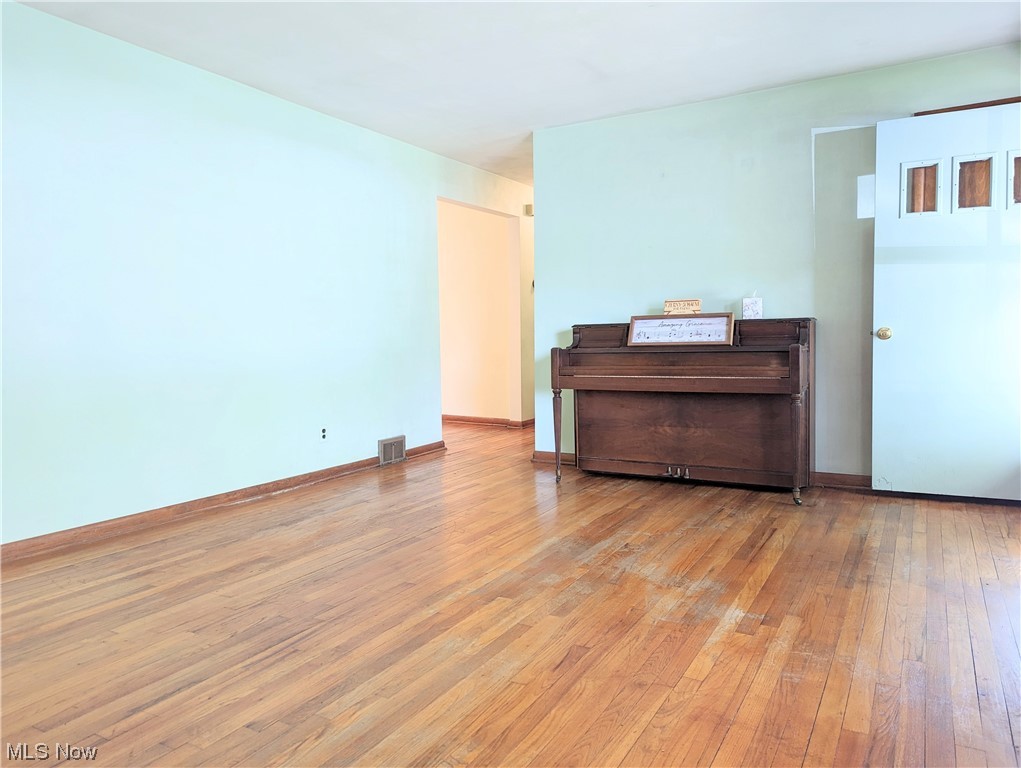 4138 Kirk Road Youngstown, OH 44511 - Photo 9 of 32 Gallery Image 9