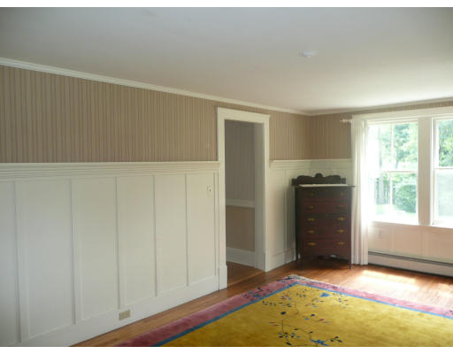 39 Williams Street Beverly, MA 01915 - Photo 7 of 16 Gallery Image 7