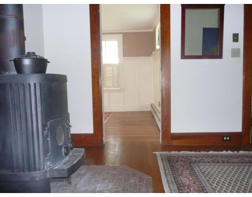 39 Williams Street Beverly, MA 01915 - Photo 8 of 16 Gallery Image 8