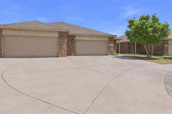 $377,250 | 9801 Uvalde Avenue, Lubbock, TX 79423