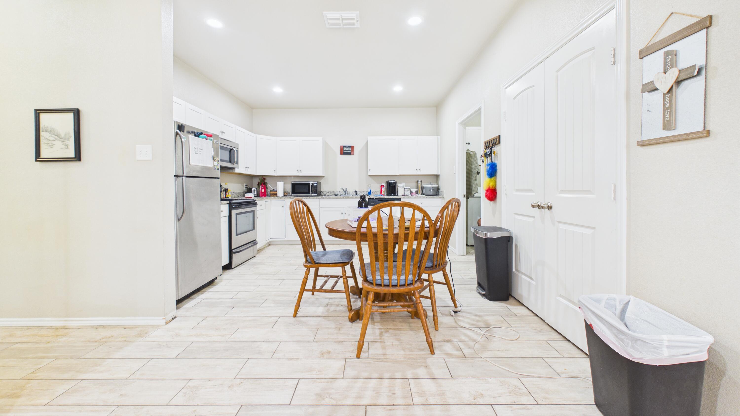 9801 Uvalde Avenue Lubbock, TX 79423 - Photo 12 of 76 CAM06379G6-PR0022-STILL011