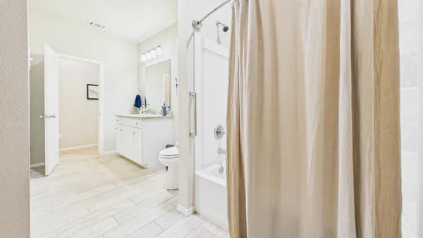 $377,250 | 9801 Uvalde Avenue, Lubbock, TX 79423