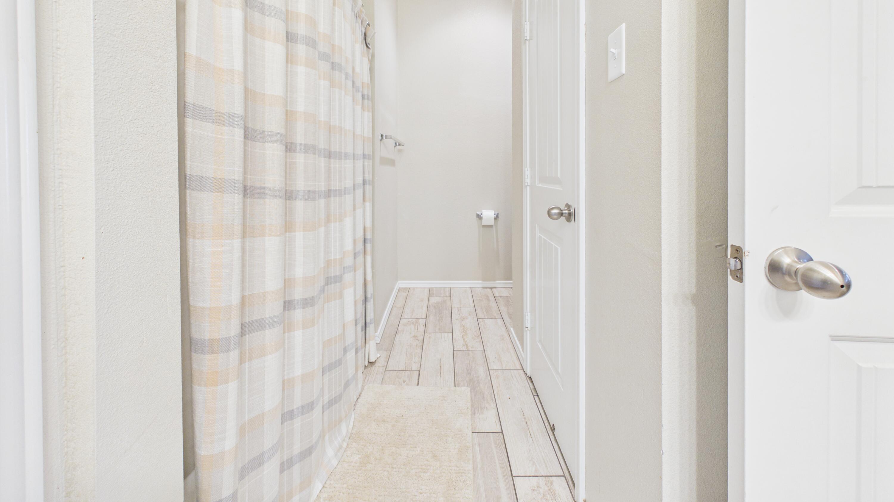 9801 Uvalde Avenue Lubbock, TX 79423 - Photo 37 of 76 CAM06379G6-PR0022-STILL036